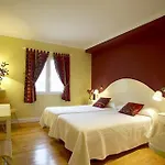 Amalurra Ecohotel & Retreat Center Laiseca