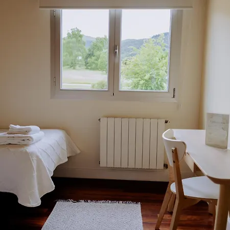 Amalurra Ecohotel & Retreat Center Laiseca