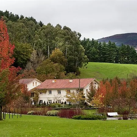 Amalurra Ecohotel & Retreat Center 酒店 Laiseca