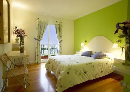 Amalurra Ecohotel & Retreat Center