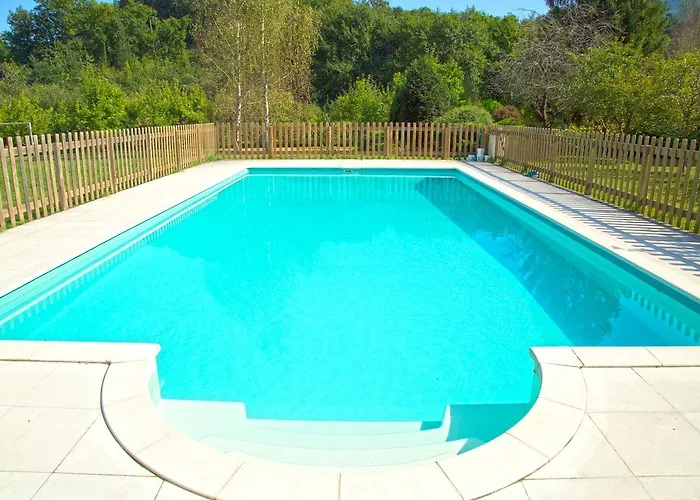 Amalurra Ecohotel & Retreat Center *