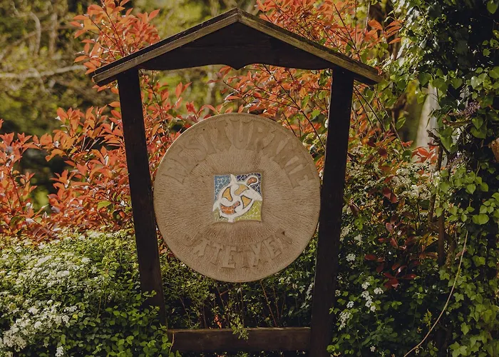 Amalurra Ecohotel & Retreat Center * Laiseca