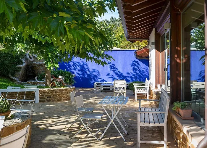 Amalurra Ecohotel & Retreat Center * Laiseca