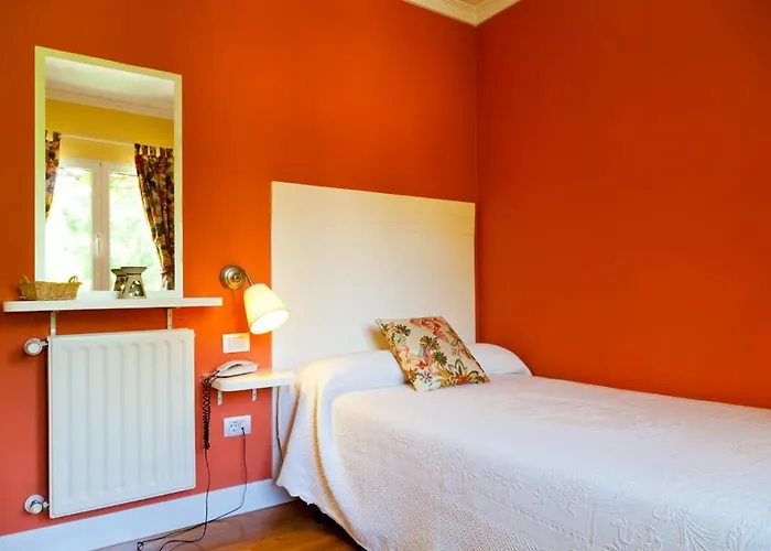 Amalurra Ecohotel & Retreat Center *