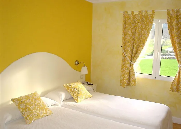 Amalurra Ecohotel & Retreat Center 酒店 Laiseca